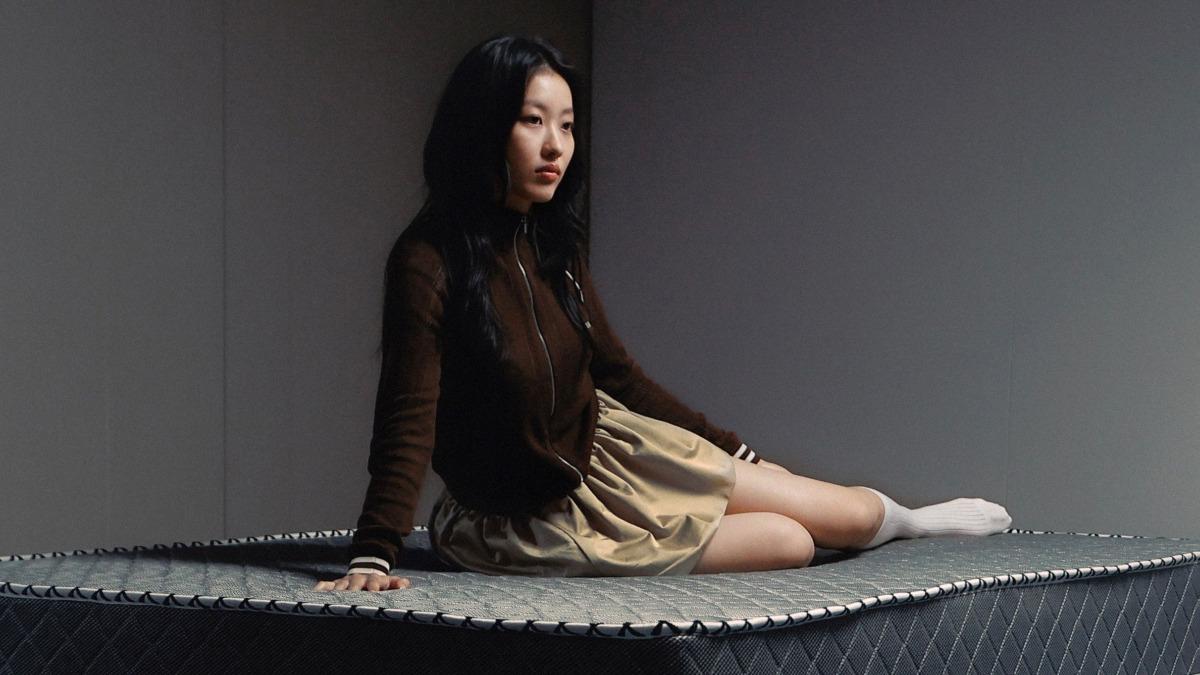 陳康堤請來導演好友MO LYU執導自己的新歌MV。(圖/香港華納音樂提供)