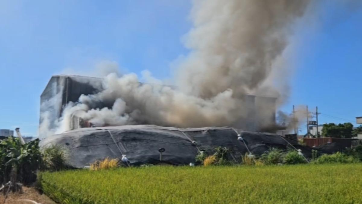 Massive fire engulfs Taiwan’s rice warehouse, no injuries