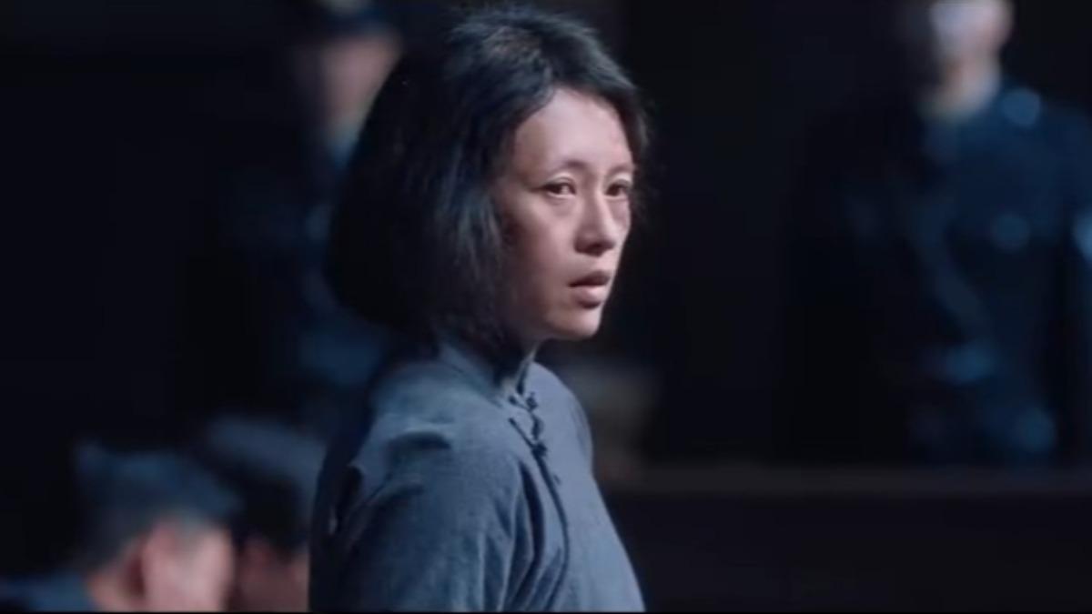 章子怡素顏上鏡，模樣極其狼狽。（圖／翻攝自微博）