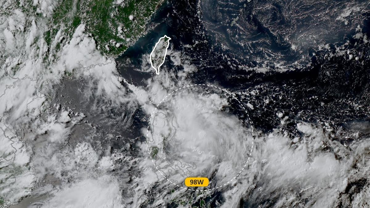天氣／雙颱接力最新路徑曝！　這時間恐「通過台灣」