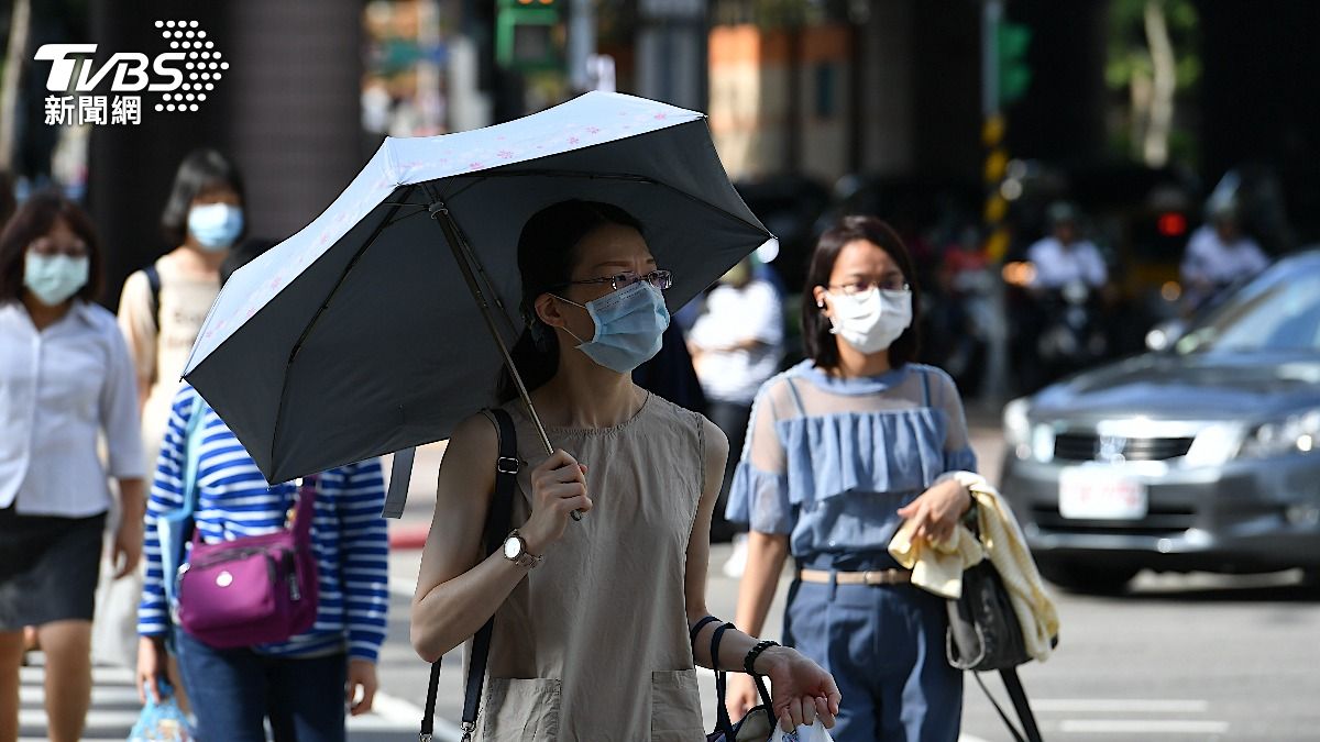 氣象署持續針對18縣市發布高溫資訊。（示意圖／shutterstock達志影像） 