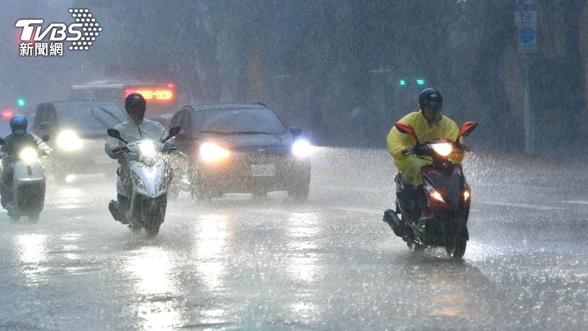 Heavy rain expected in southern Taiwan (TVBS News) Heavy rain expected in southern Taiwan, CWA warns