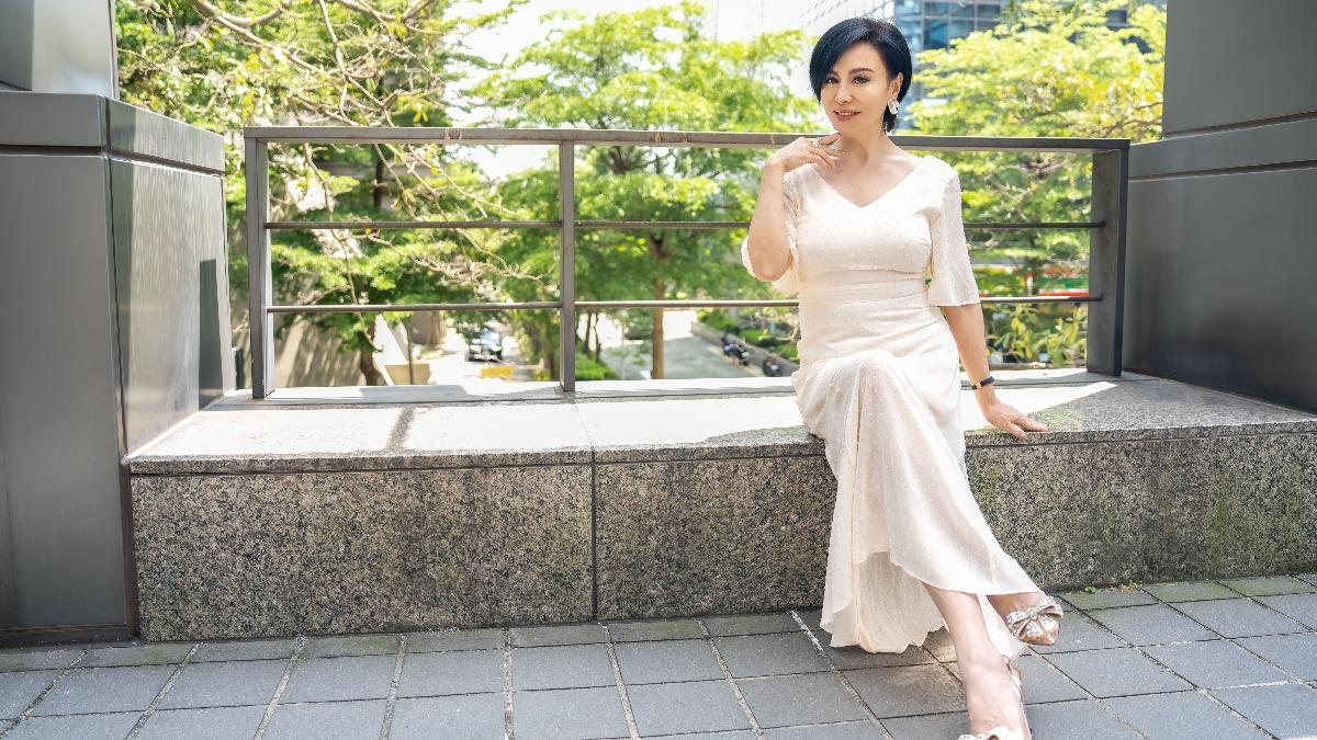 田麗對得獎抱著平常心，家中金鐘獎座還因搬家斷成兩半。(圖/TVBS)