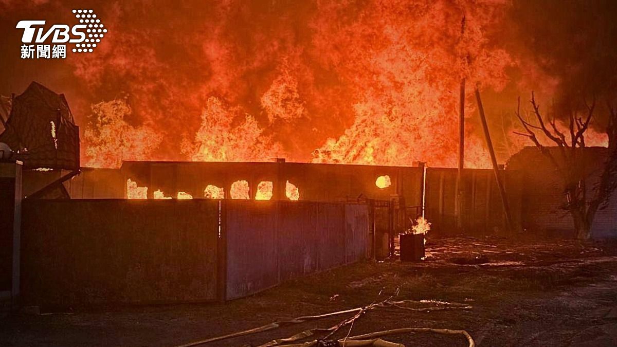 俄羅斯對烏克蘭發動史上最大規模攻擊。（圖／達志影像美聯社）