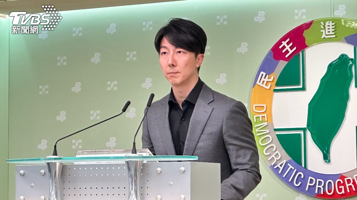 閩南狼控八炯「研究納粹煽動群眾」　民進黨發聲譴責