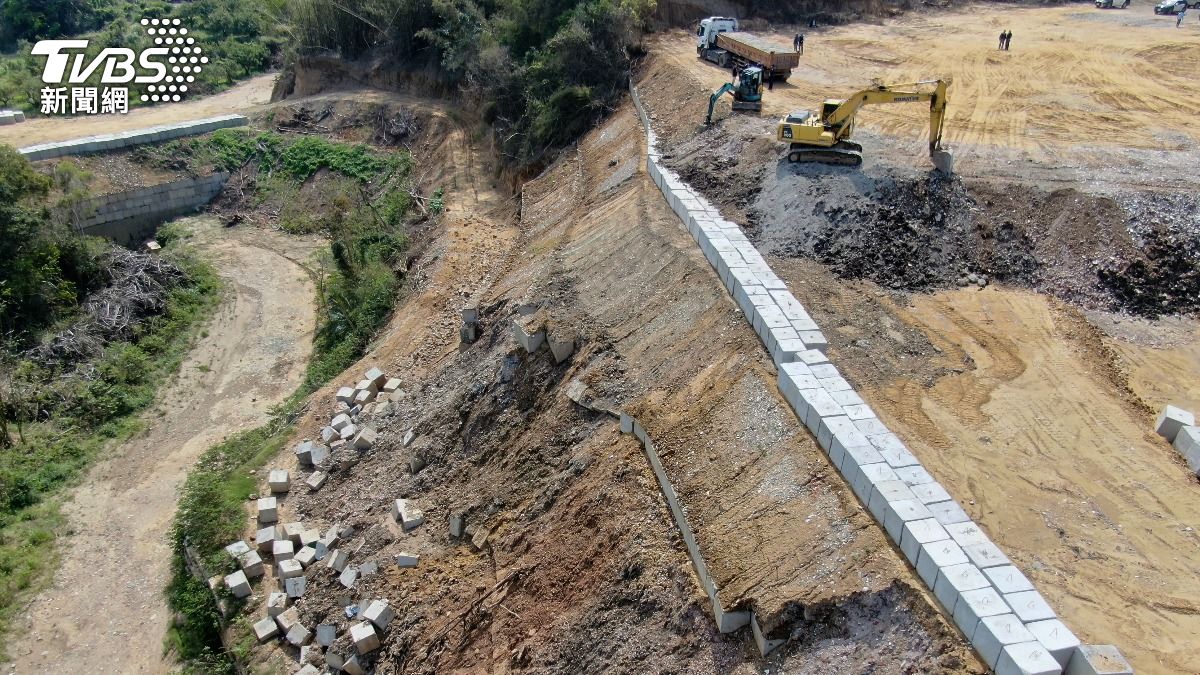 ㄅㄆㄇ猴園舊址淪廢棄物場！不法清運1年獲利2500萬　12人遭起訴
