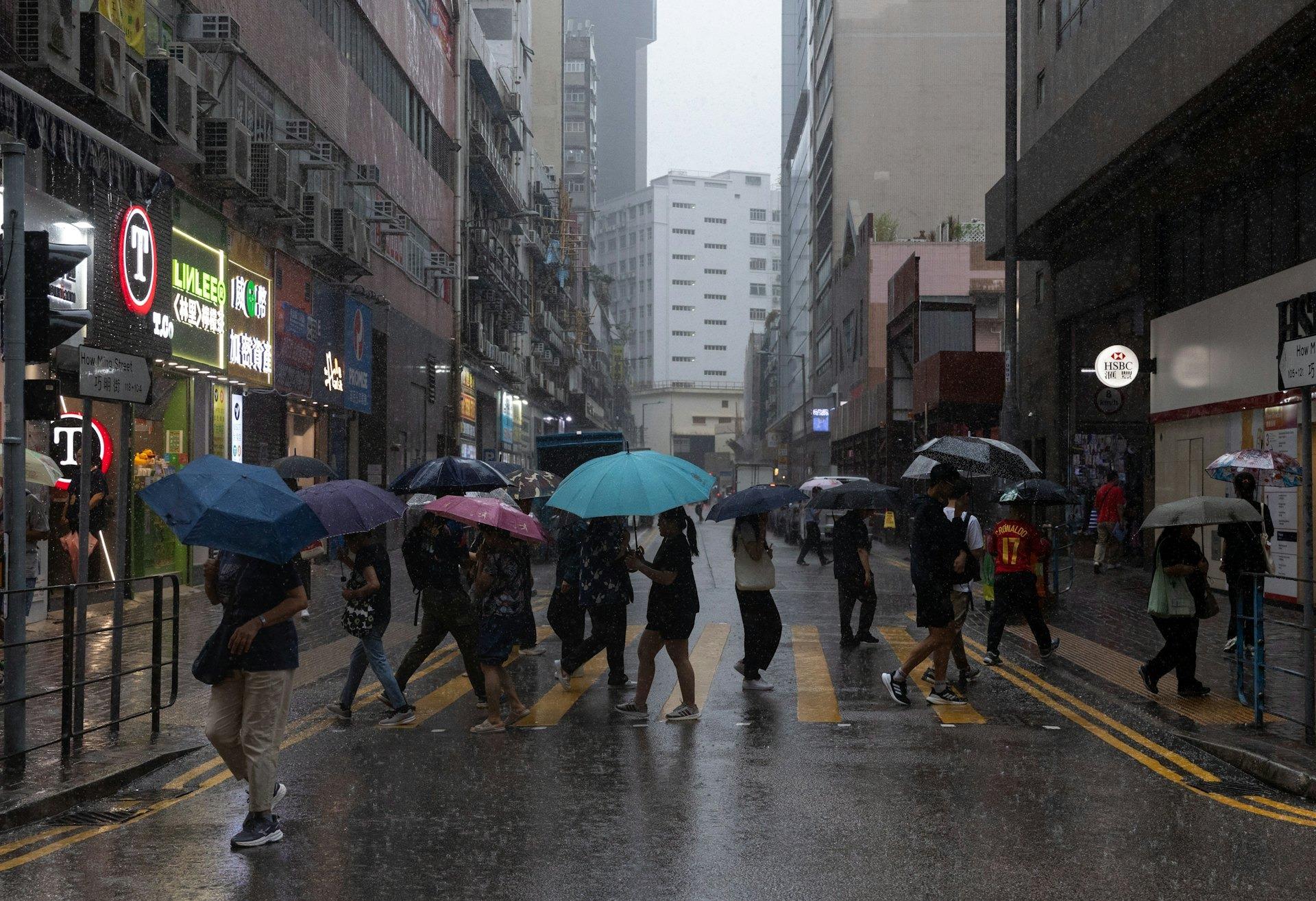香港今天天氣惡劣,大雨不斷。(圖/香港01) 香港今天天氣惡劣,大雨不斷。(圖/香港01)