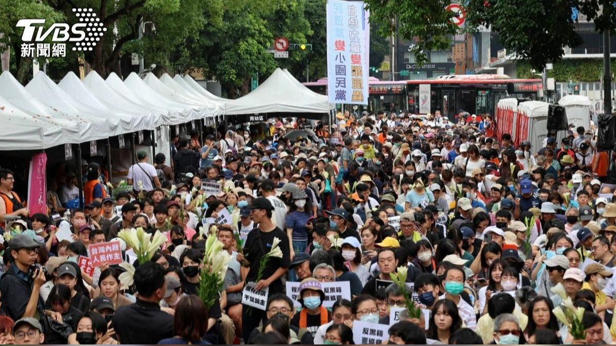 反共護台志工連盟預計在19日於青島東路舉辦「護國晚會」。（圖／TVBS）