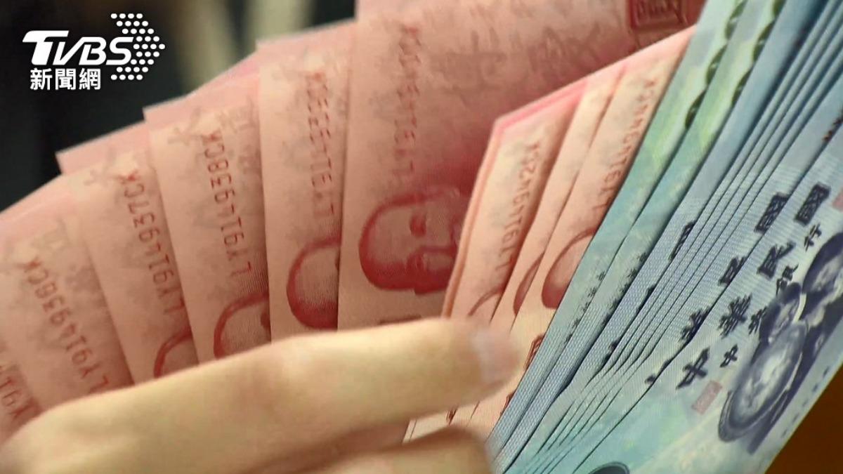 勞動部一早發錢！普發1萬還沒「媽媽先入帳4萬」16筆領到月底