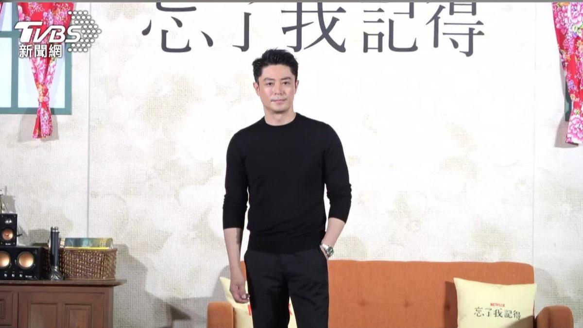 獨／霍建華確認接拍新戲現身嘉義！粉絲餐廳偶遇華哥還被請喝台啤