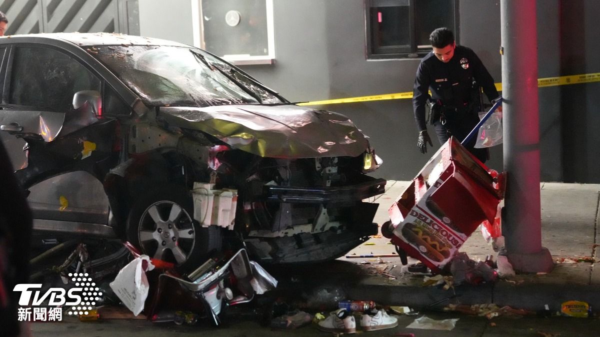 洛杉磯車輛衝撞人群！至少30人傷　駕駛遭拖出車外圍毆槍擊