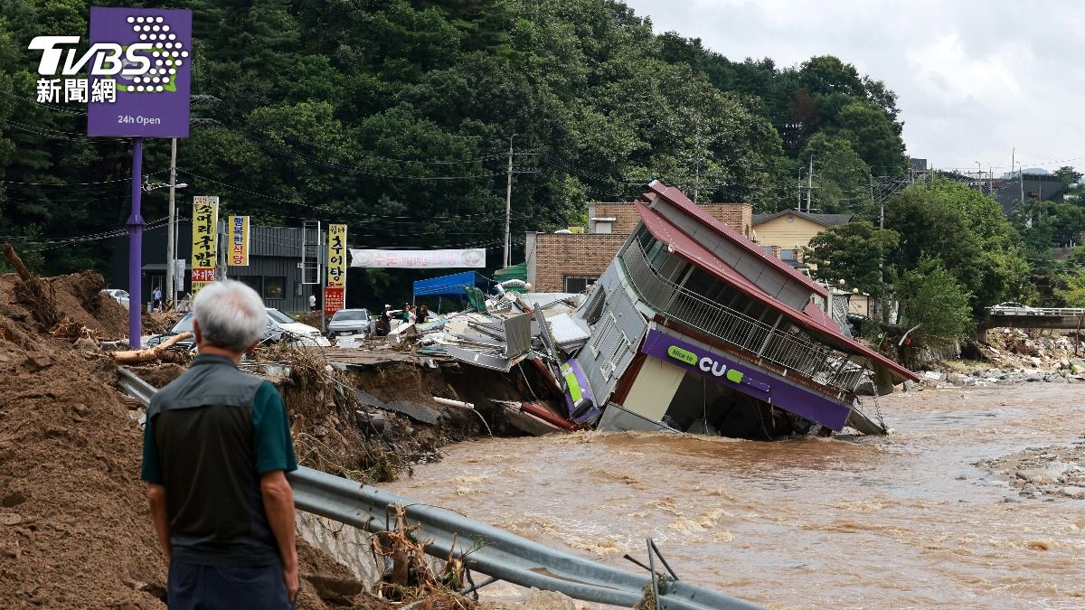 南韓暴雨18死9人失蹤　一家四口露營被沖走僅1生還