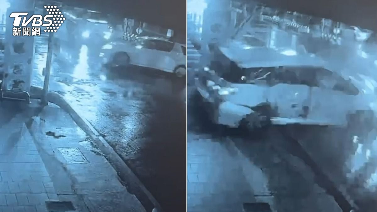 死亡瞬間曝！計程車違規左轉遭灑水車攔腰猛撞　後座男乘客枉死