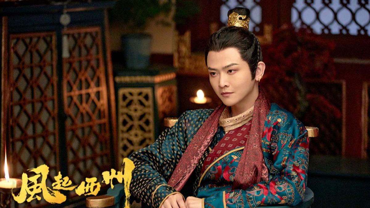 男星演戲偏愛男色羞爆「曾穿女裝拍照」　嬌豔扮相遭女主角罵：死孔雀