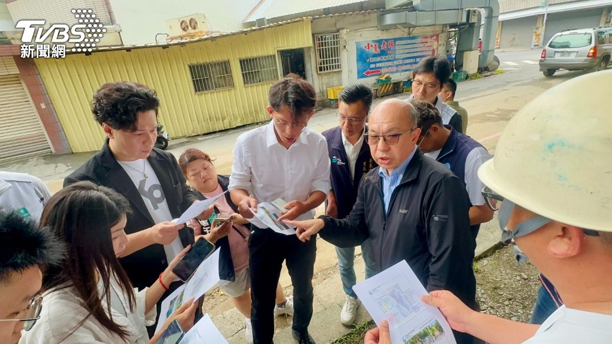 黃國昌台東談核三延役臨時喊卡　喊「反」罷免、會勘災情