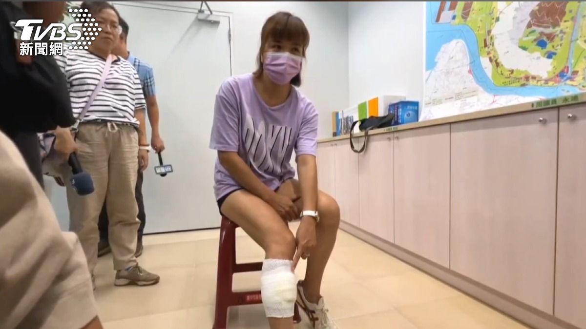 「不明桿座」藏人行道無警示　台中女子血濺路面縫11針