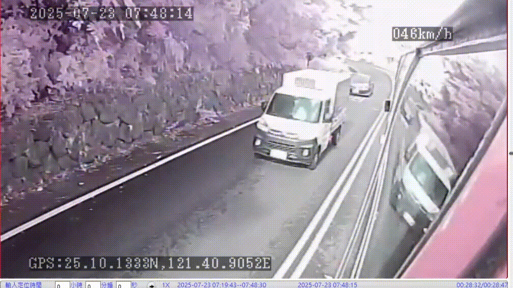 Re: [新聞] 有片／萬里車禍瞬間畫面曝！聯結車撞客