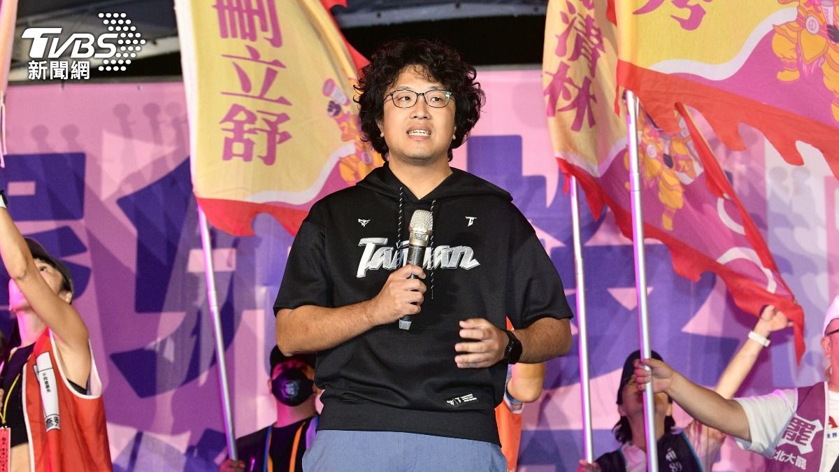 罷團造勢「神秘嘉賓」登場　沈伯洋哽咽：遭抹黑沒機會帶母吃最後大餐
