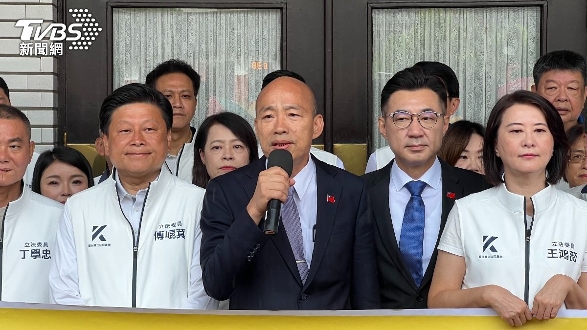 Taiwan’s opposition warns of democratic crisis ahead