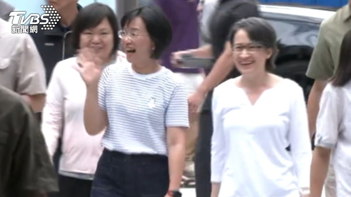 卓榮泰投票！　喊「祈禱美麗多山的國家會變好」