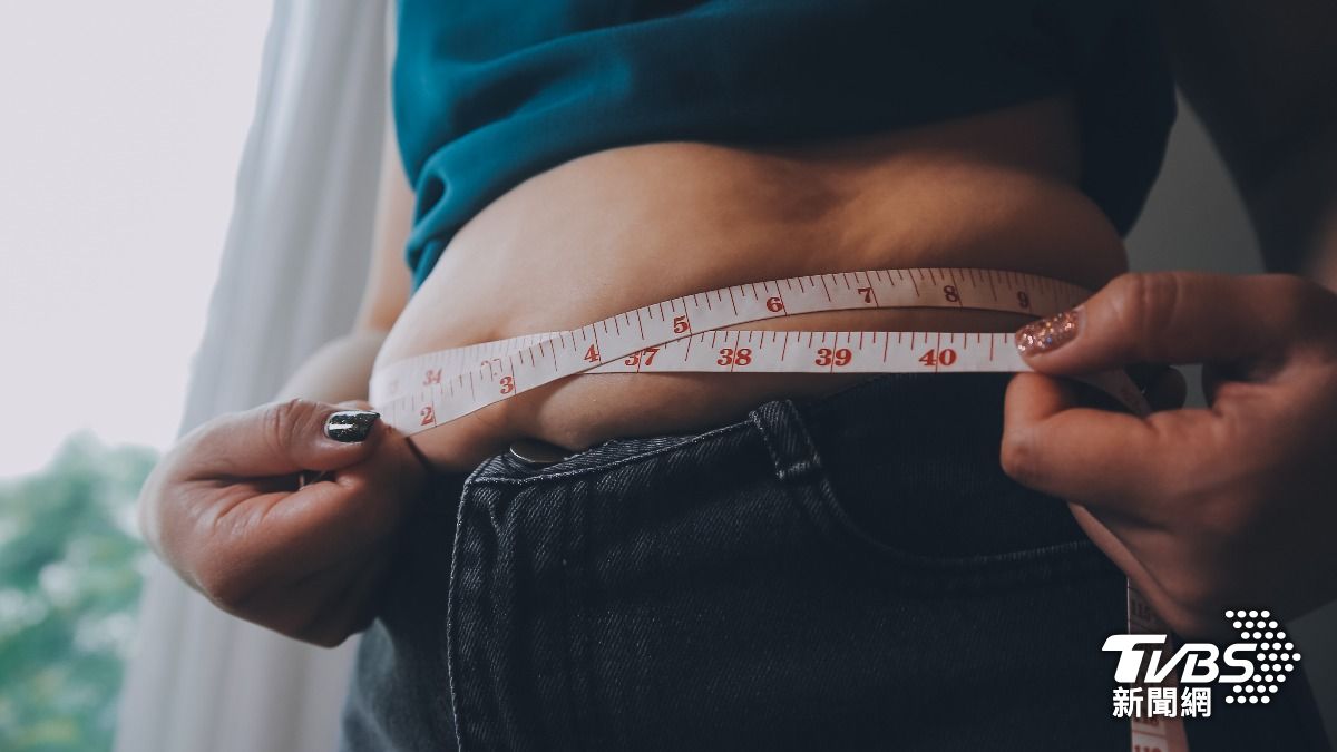體內濕氣重是肥胖元凶？　中醫師授3招有效排濕消水腫