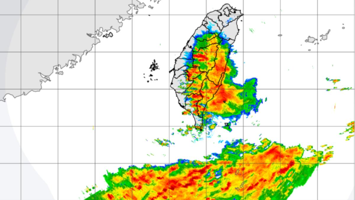 天氣／西南氣流發威！高雄茂林累積552毫米　高屏留意超大豪雨　