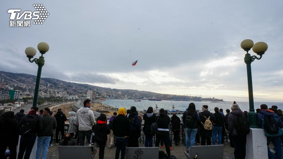 海嘯達「太平洋彼岸」！　秘魯發紅色警戒、智利140萬人避難