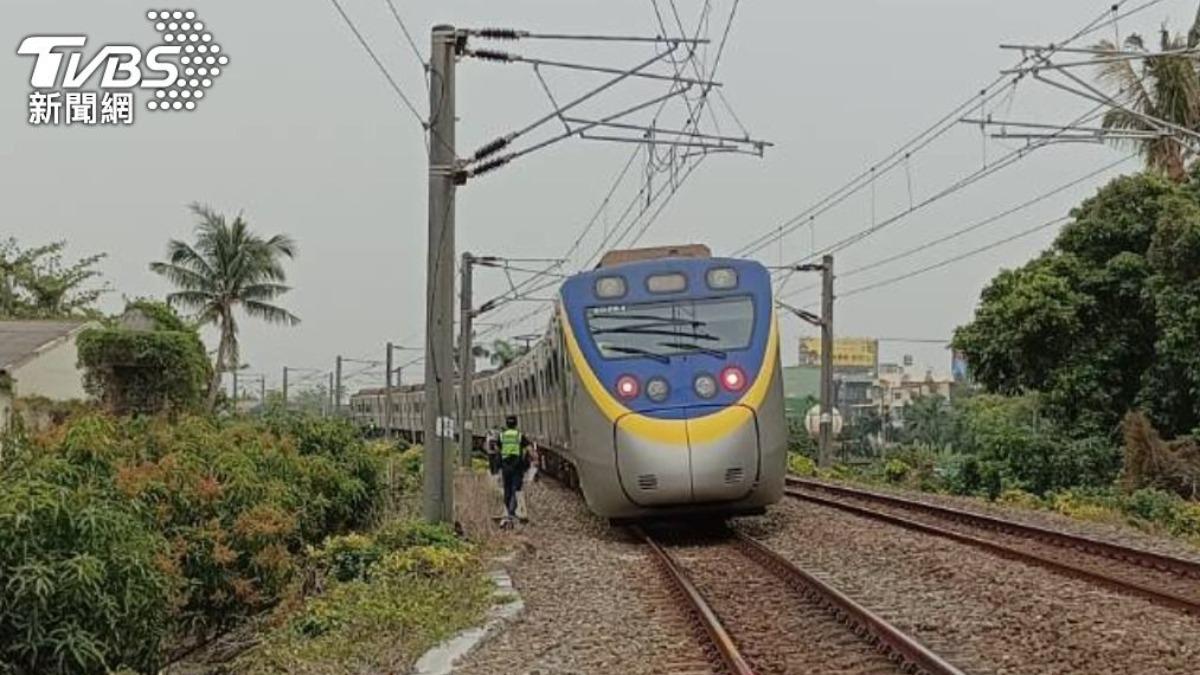 快訊／台鐵死傷事故！2137區間車撞死男子　上下行列車延誤