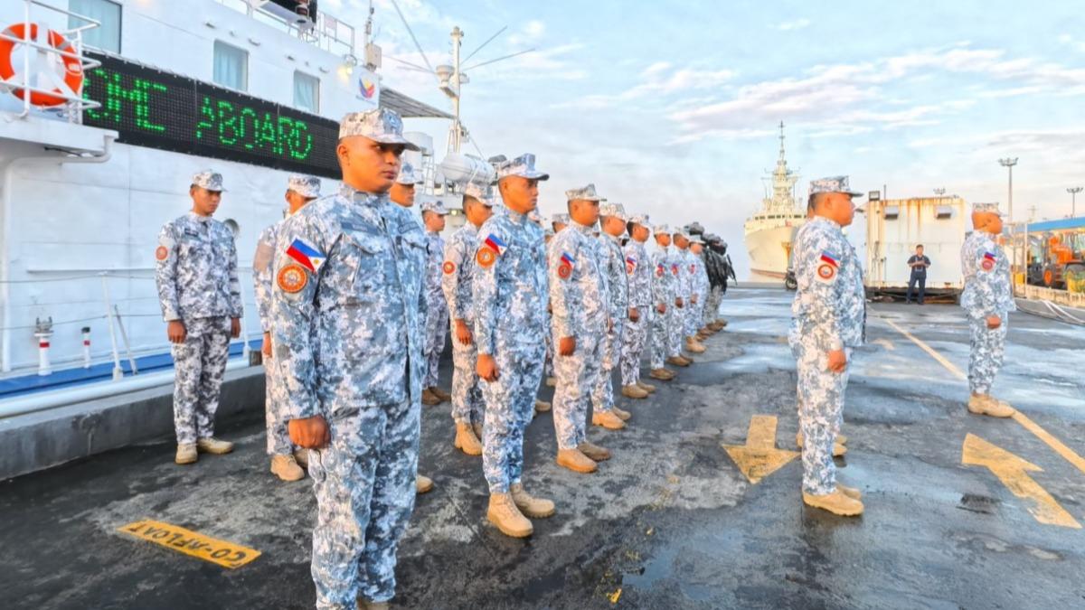 戲耍中國軍艦相撞淪全球笑柄　菲海警返港全員授勳