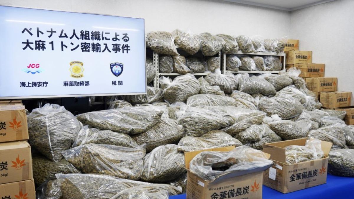 日海關查獲「逾1噸走私大麻」史上最多！偽裝木炭裝闖關失敗