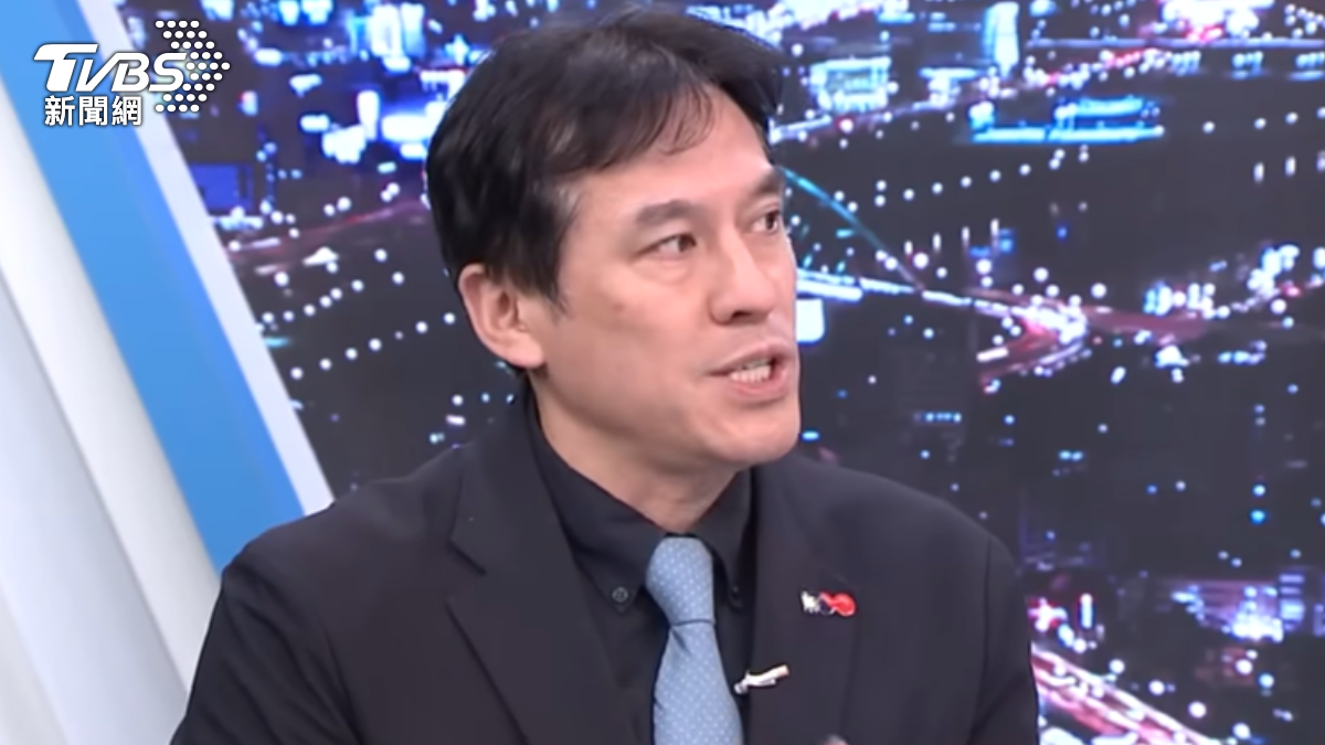 被羅智強當面開噴10分鐘！黃暐瀚喊：摩羯座A型的我就事論事
