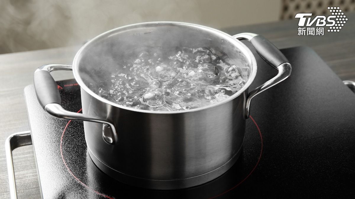 亞洲自來水「塑膠微粒」最多！煮水後做2動作　有效移除90%