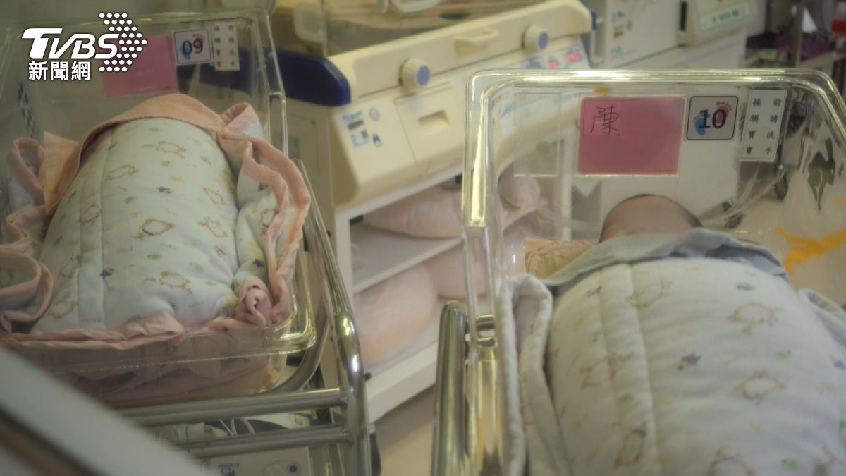 少子化衝擊國安！學者警示：2025新生兒恐跌破12萬創新低