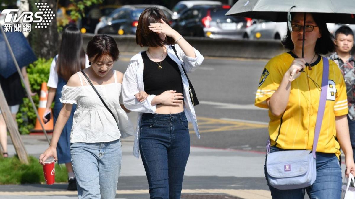 Air quality drops to moderate in western Taiwan regions