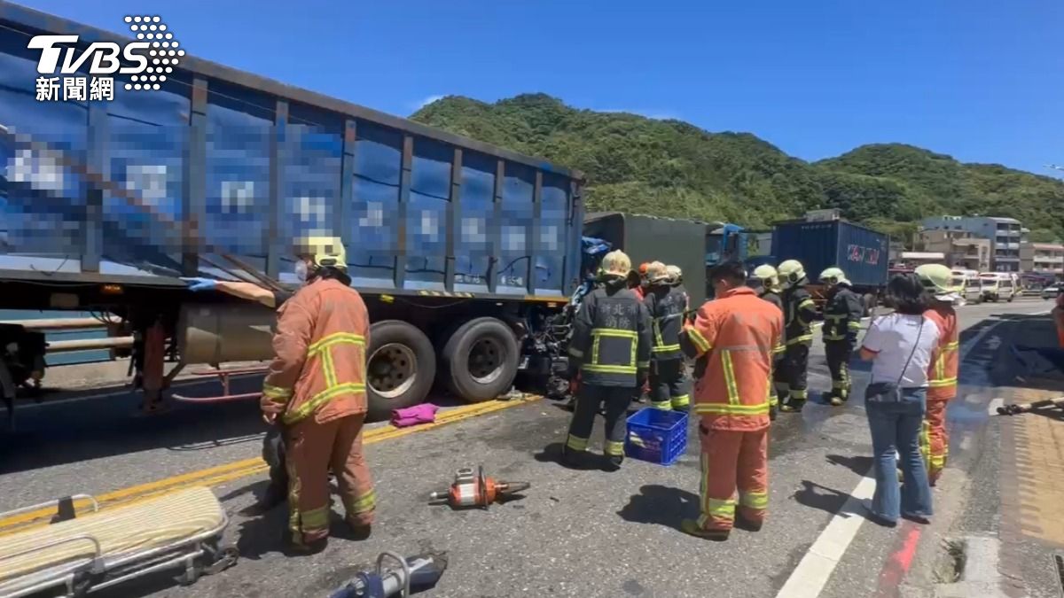 瑞芳台二線4大車連環撞　貨櫃車追撞貨車釀1死2傷