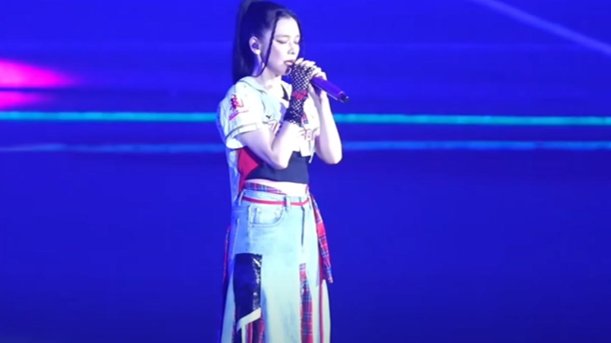徐若瑄露中空小蠻腰性感登大巨蛋　50歲美成這樣自嘲不是偶像