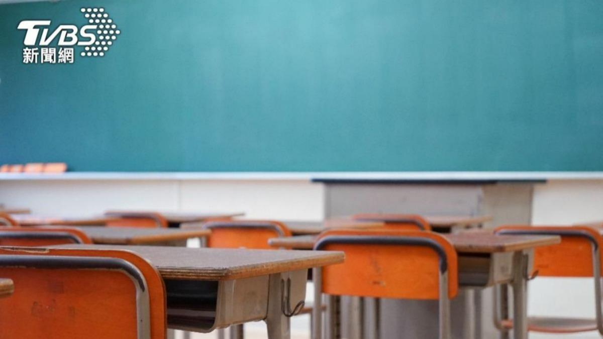 Re: [新聞] 中小學下週開學仍缺代理教師　教育部找退