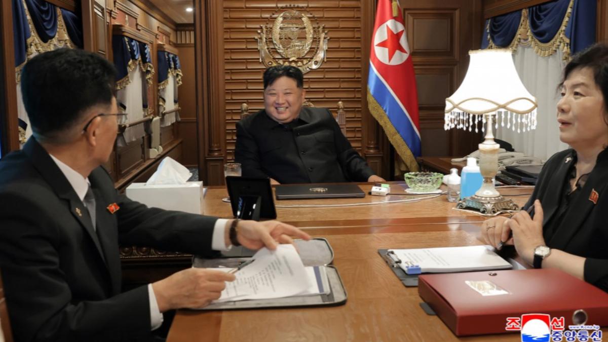 金正恩綠色專列高調訪中！北韓官方「秒公布」出訪畫面　護送團隊曝光