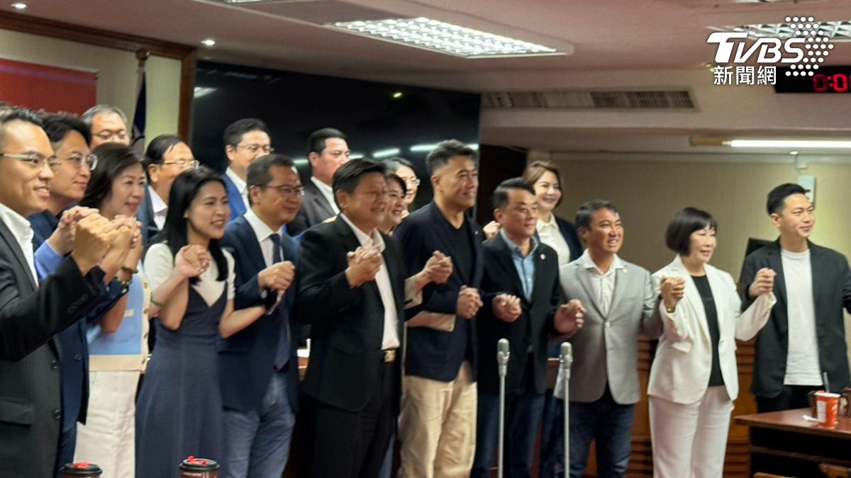 立法院放暑假！傅崐萁慰勞藍委揪團遊日本　江啟臣帶團訪歐洲