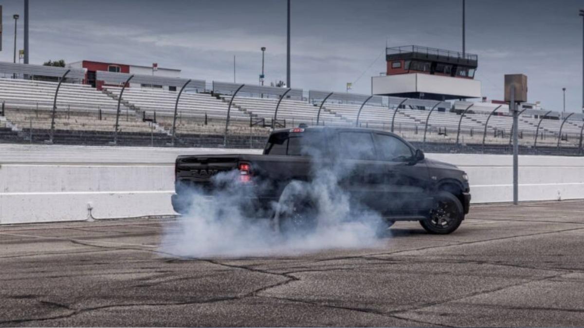 Ram 1500在美國消費者的強烈反彈之下，品牌將搭載HEMI V8的1500車型重返皮卡市場。(圖/ Ram)