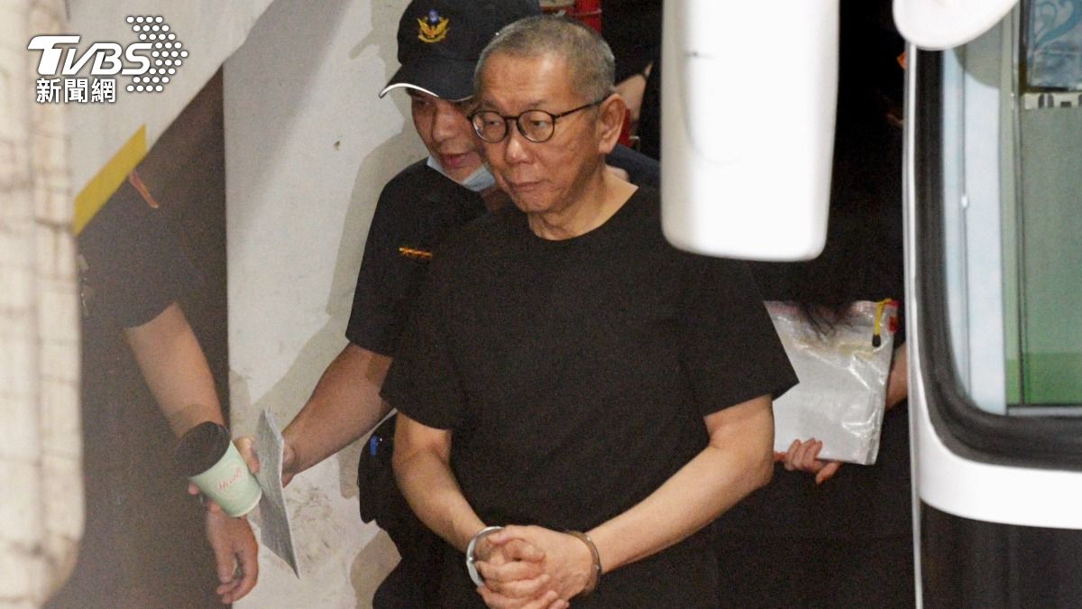 7千萬保釋金陳佩琪已辦妥　警備車1330載柯文哲返回北院