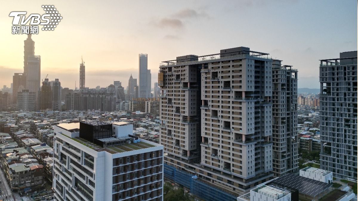 專家認為，即便新青安鬆綁，但下半年房市仍會呈現量縮價跌格局。（示意圖／shutterstock達志影像）