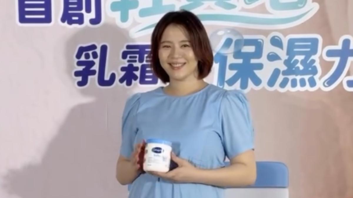 劉品言出席醫美品牌活動。（圖／翻攝自舒特膚IG）