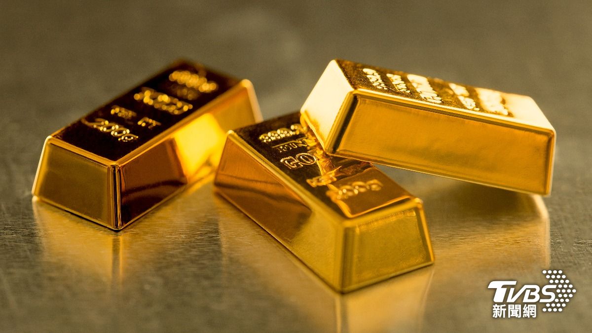 黃金連4週勁揚！直逼3700美元　專家：明年飆漲至「此價」