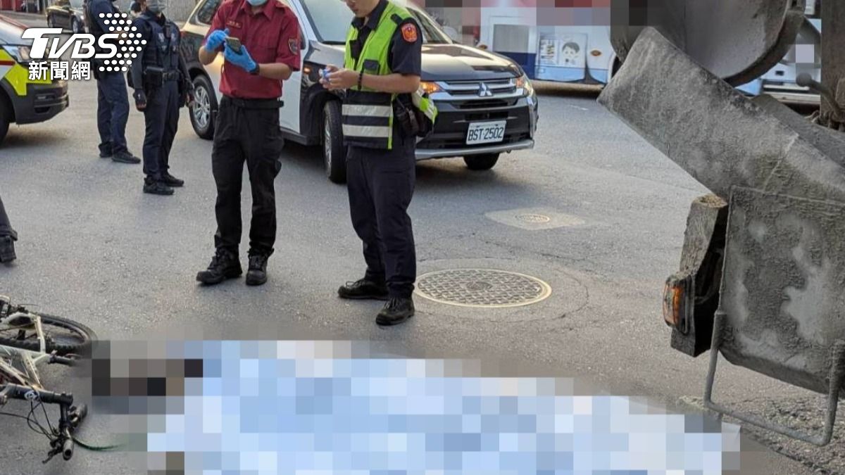 南港死亡車禍驚悚畫面曝　水泥車猛撞單車女「輾壓致死」