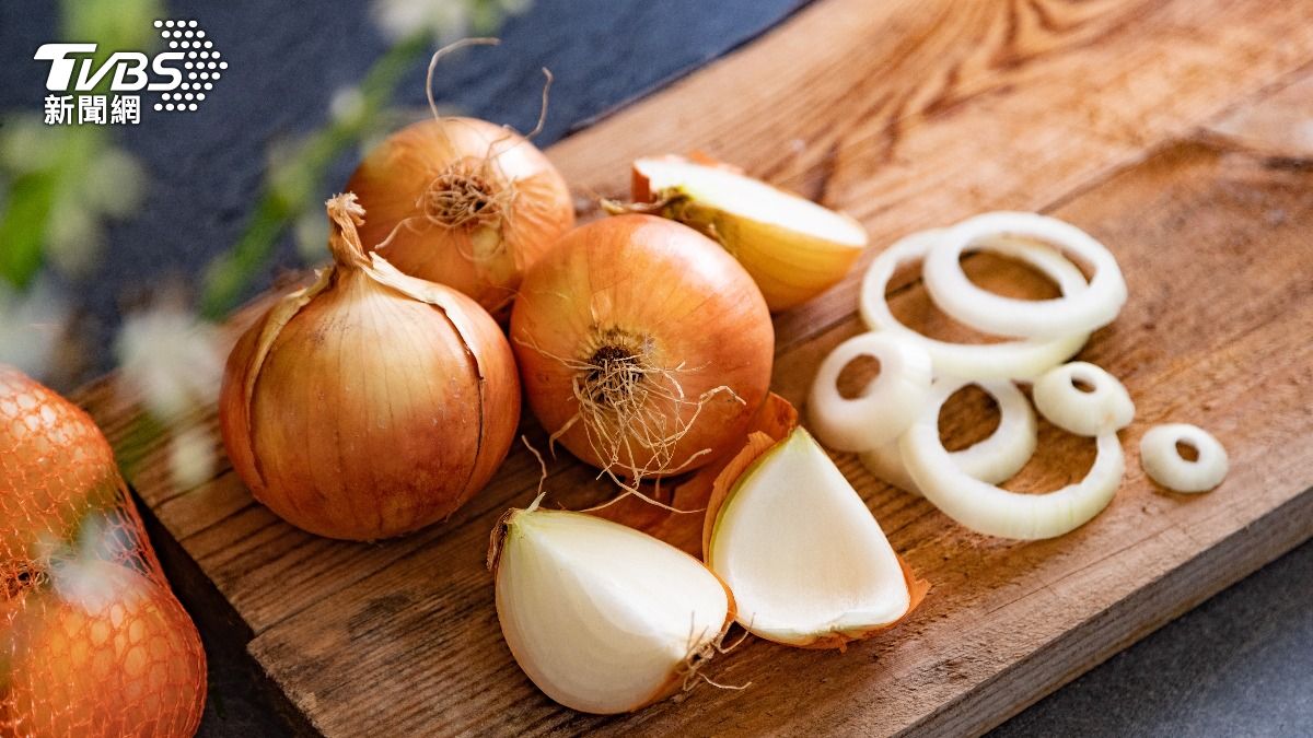 洋蔥皮別丟！「1營養素」守護大腦與血糖　糖尿病患必看