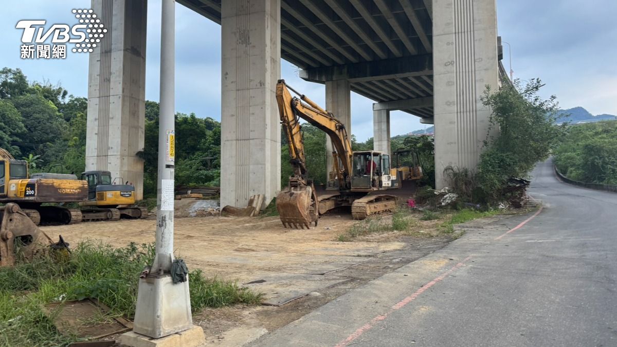 新店暴力擄人！18歲男遭毆「頭破血流」丟包公墓旁