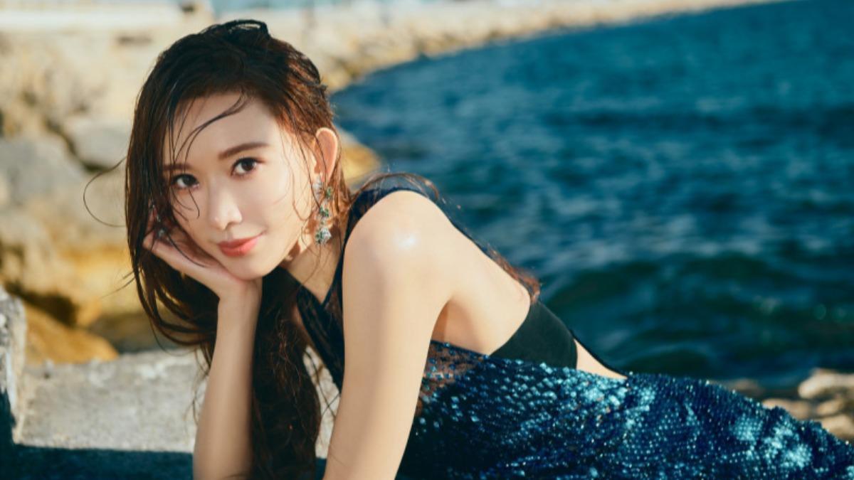 林志玲化身美人魚絕美照曝光　50歲心境寫進情書「不追求無謂的認可」