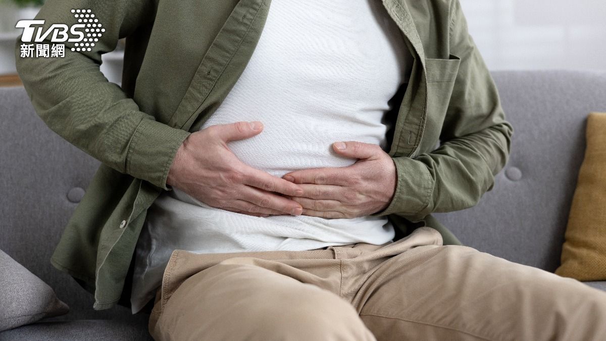 一名男子即使糞便潛血陽性仍逃避，拖了半年才檢查，確診大腸癌。（示意圖／shutterstock達志影像）