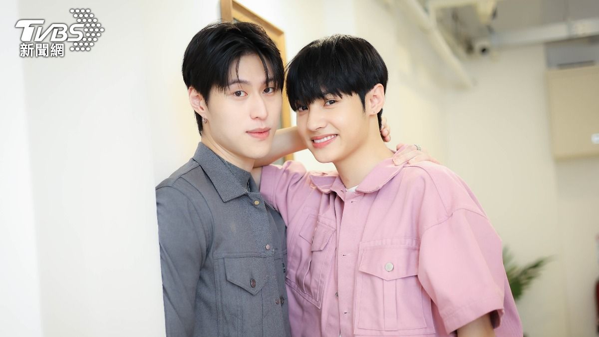 成晞（左）、王君豪搭檔演出BL劇。（圖／張哲鳴攝）